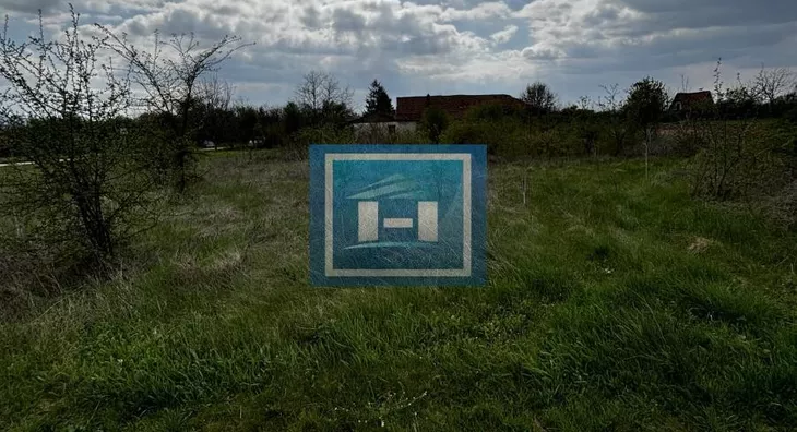 Plac | 4zida
