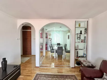Zmaj Jovina | 4zida.rs