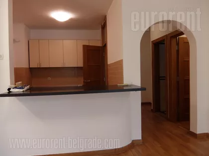 CENTAR | 4zida.rs