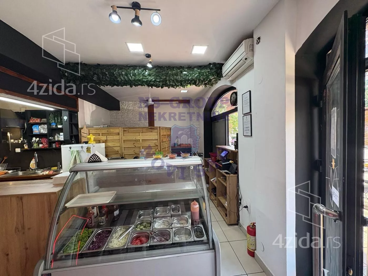 Lokal | 4zida
