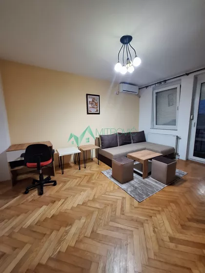 Socijalno | 4zida.rs