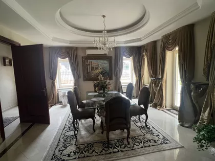 Aleksandra Tirnanića Tirketa | 4zida.rs