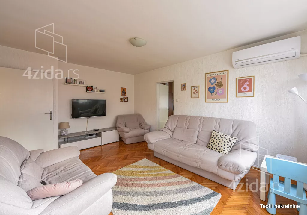 Dvoiposoban stan | 4zida