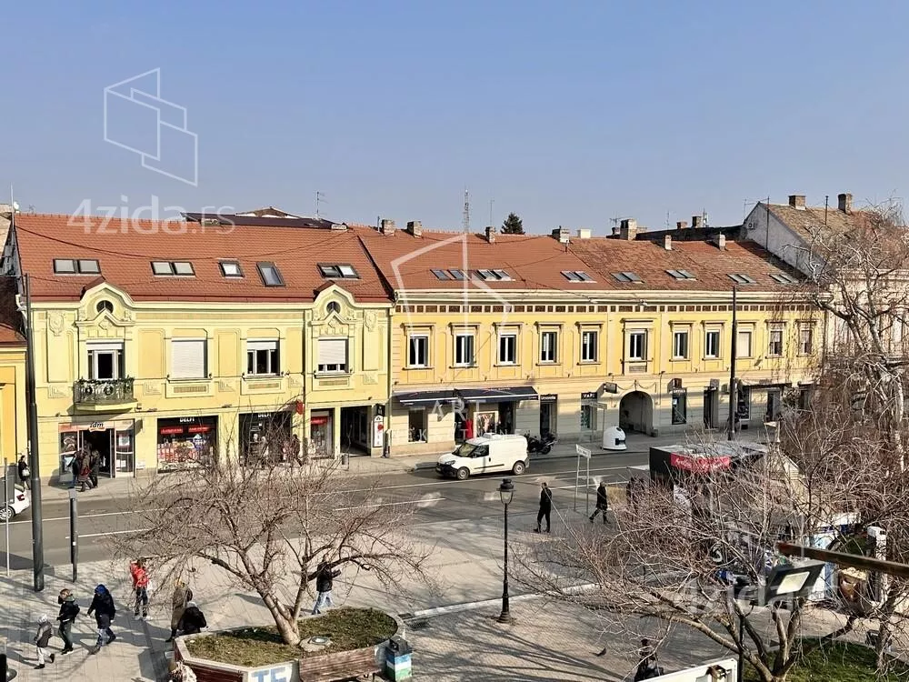 Poslovni prostor | 4zida