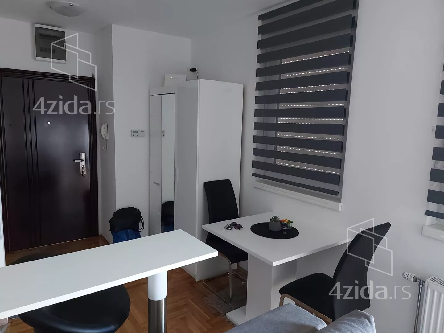 Garsonjera | 4zida