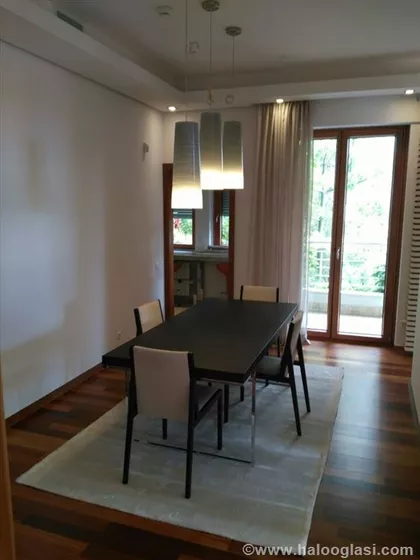 Flore Sends | 4zida.rs