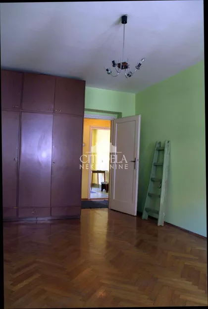 Sarajevska | 4zida.rs