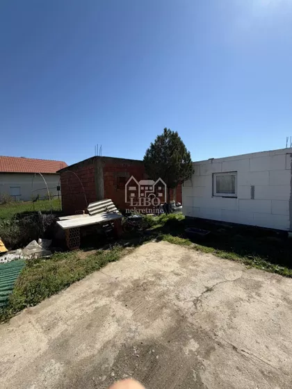 Donje Međurovo | 4zida.rs