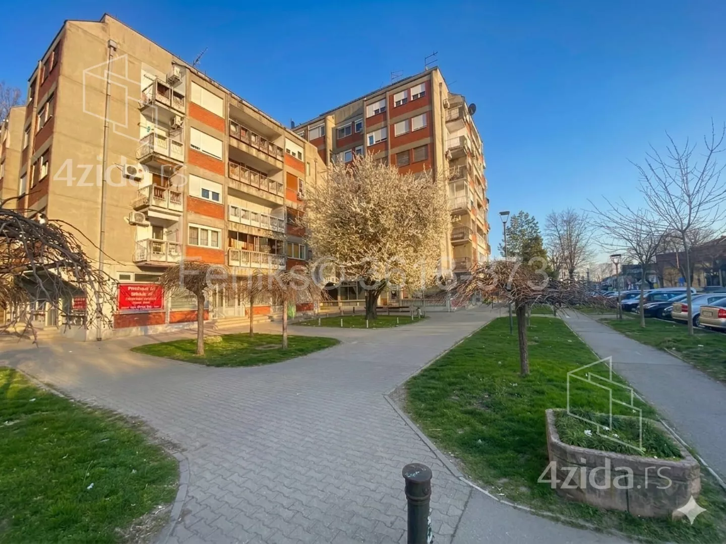 Dvoiposoban stan | 4zida