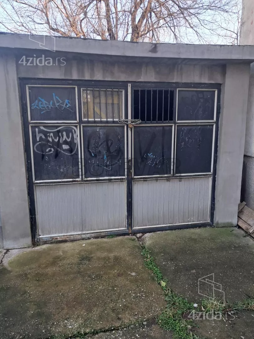 Garaža | 4zida