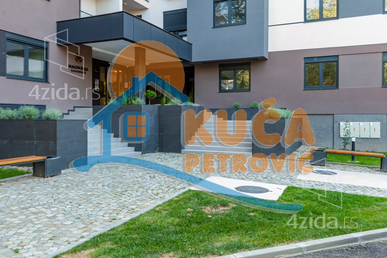 Jednoiposoban stan | 4zida