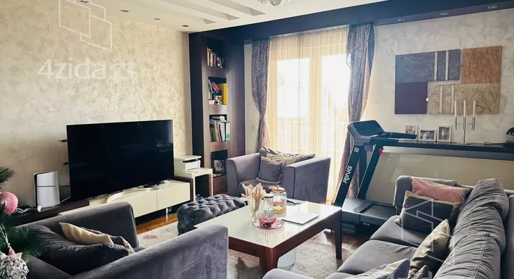 Četvorosoban stan | 4zida