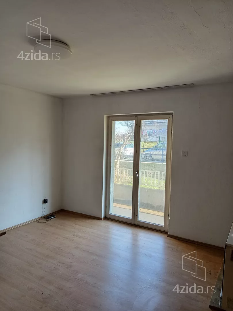 4-etažna kuća | 4zida