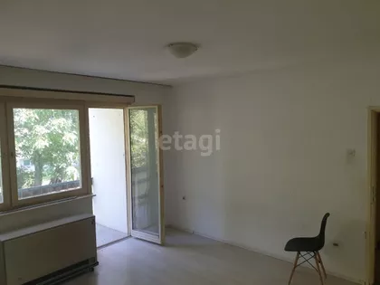 Prištinska | 4zida.rs