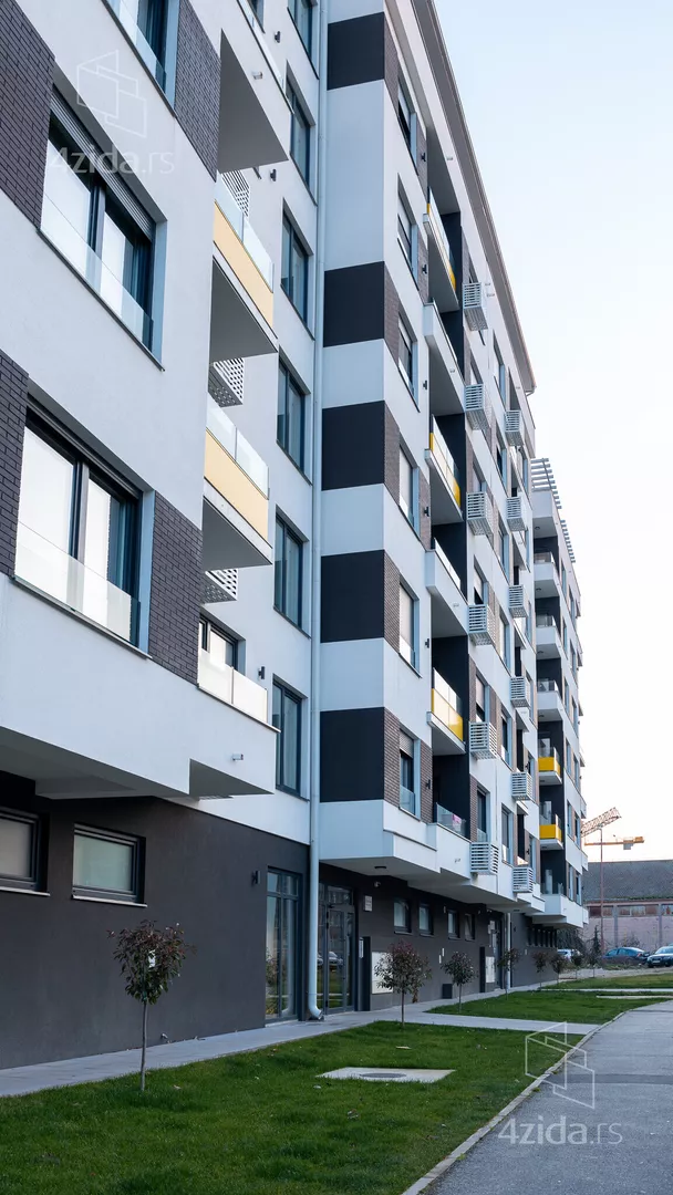 Jednoiposoban stan | 4zida