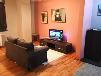 Crveni Krst Vračar | 4zida.rs