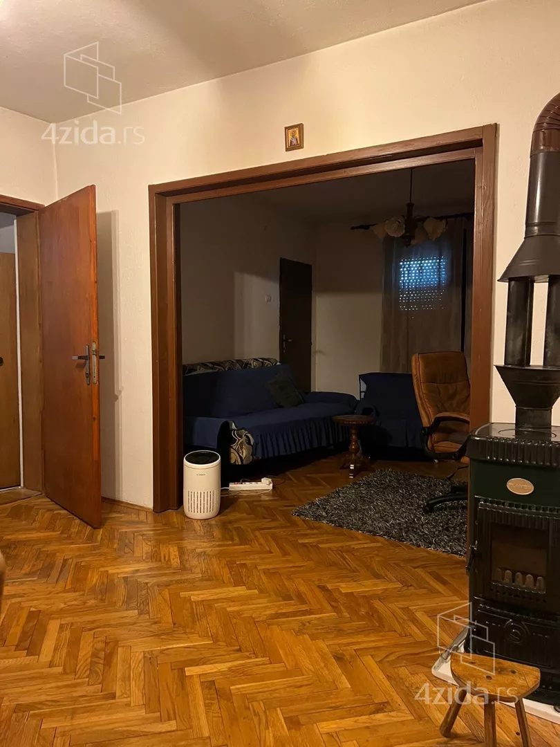 3-etažna kuća | 4zida