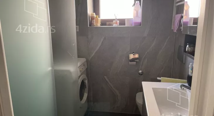 6-etažna kuća | 4zida