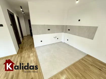 Novo Naselje | 4zida.rs