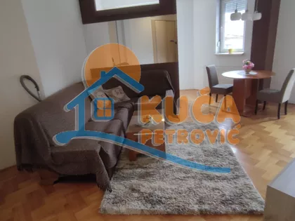 Prvomajska | 4zida.rs