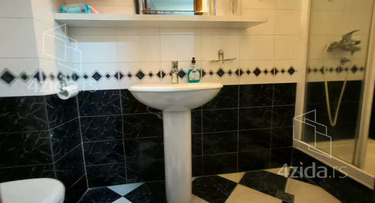 Osmosoban stan | 4zida