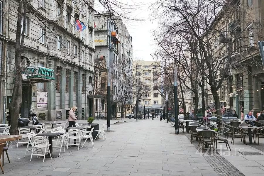 Petosoban stan | 4zida