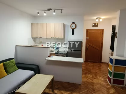 Valentina Vodnika | 4zida.rs