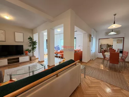 Andre Nikolića | 4zida.rs