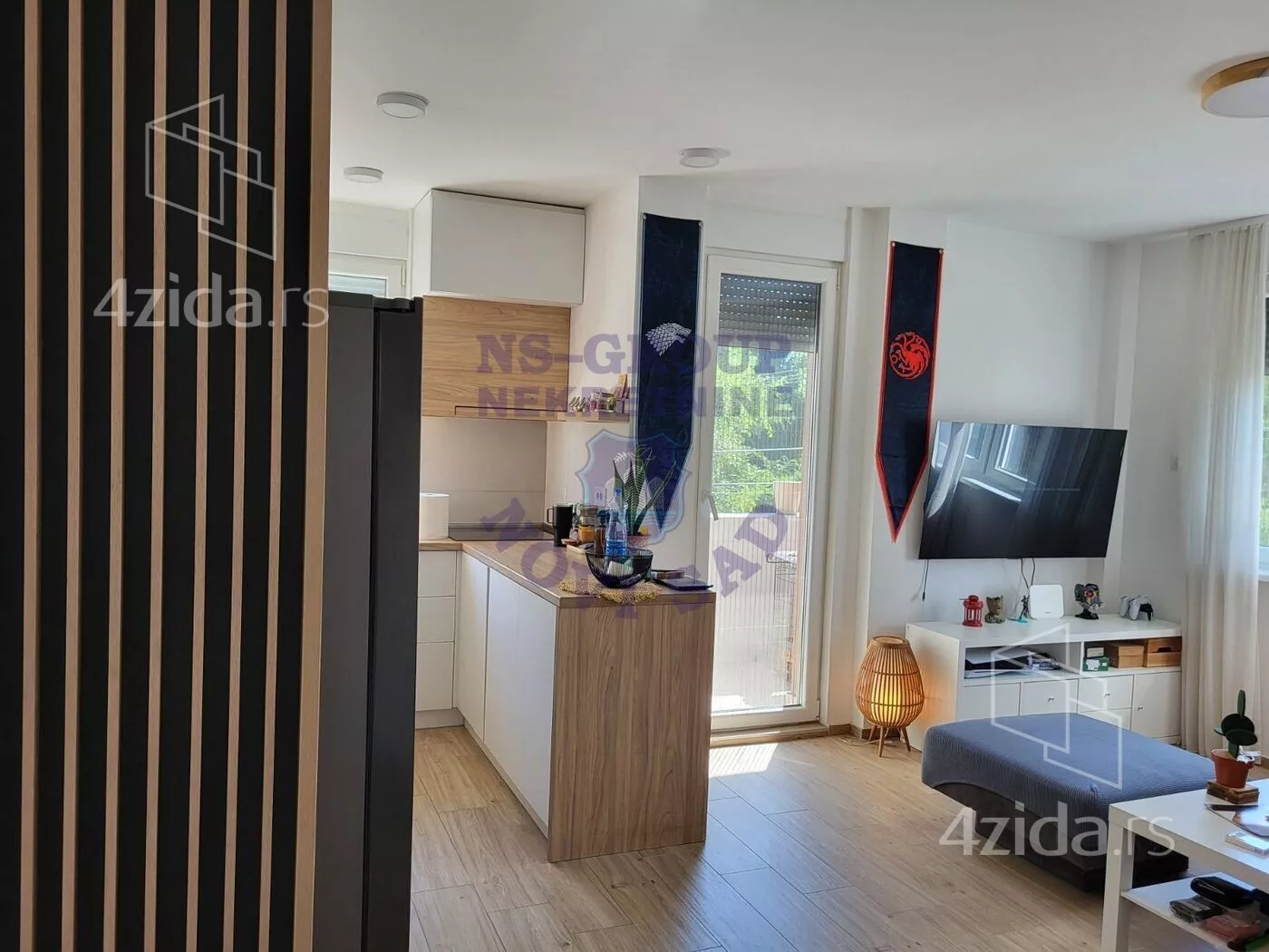 Troiposoban stan | 4zida