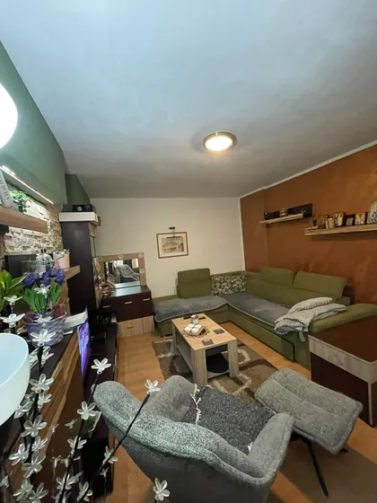 Junaka Stojadina Mirkovića | 4zida.rs