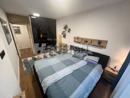 22. Oktobra | 4zida.rs