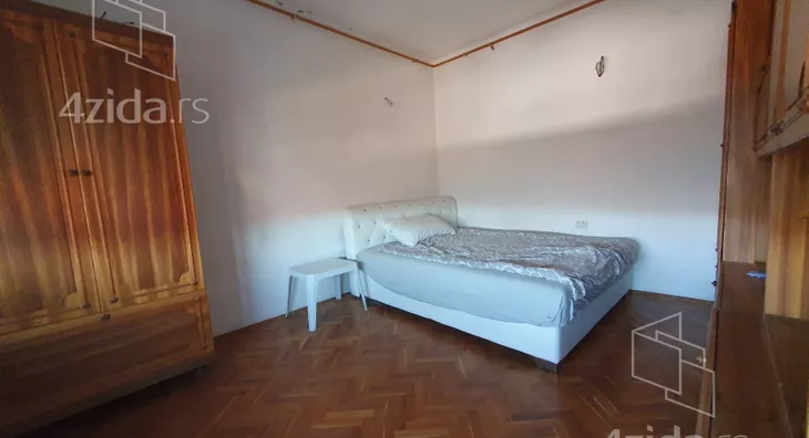 4-etažna kuća | 4zida