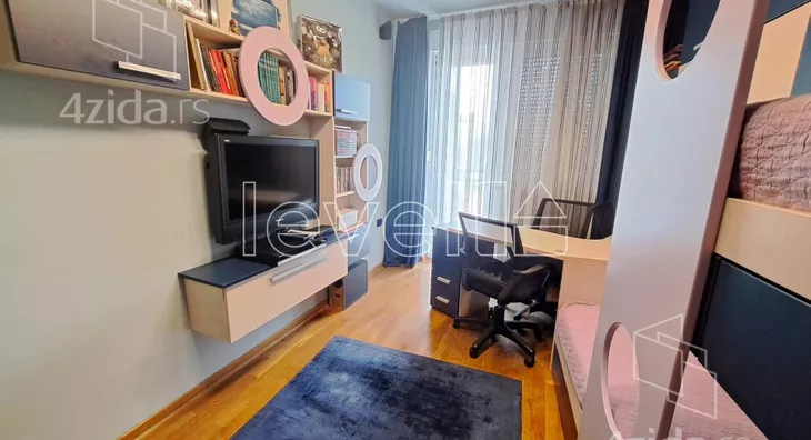 Petosoban stan | 4zida