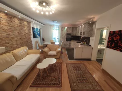 Gospodara Vučića | 4zida.rs