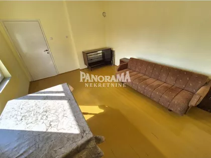 Stefanije Mihajlović | 4zida.rs