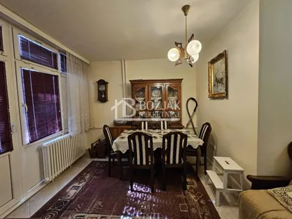 Žitni trg | 4zida.rs