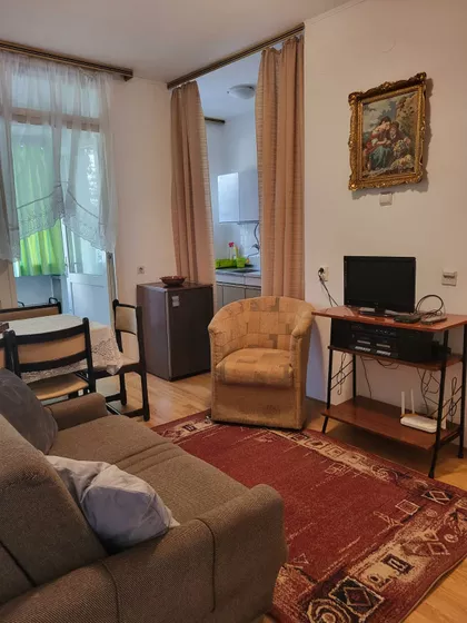 Bulevar Cara Lazara | 4zida.rs