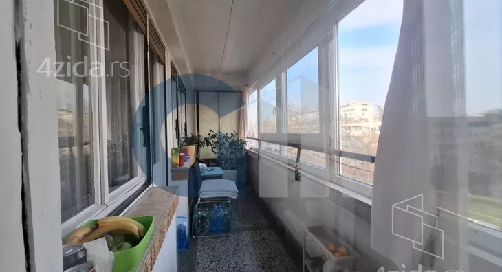 Četvoroiposoban stan | 4zida