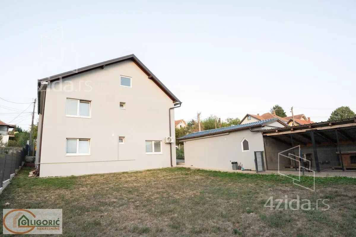 Kuća | 4zida