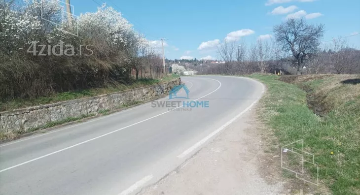 Plac | 4zida