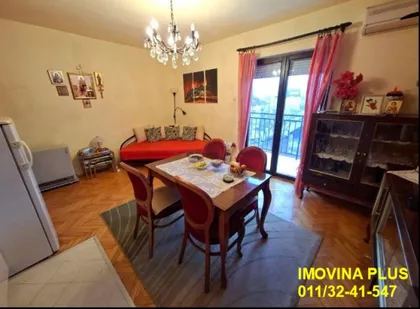 Kneževačka | 4zida.rs