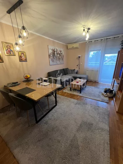 Rade Končara | 4zida.rs