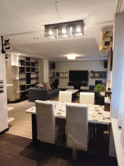 Limanska Pijaca | 4zida.rs