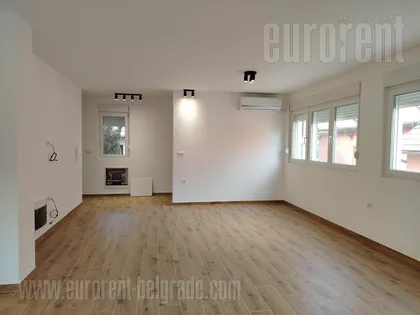 ZEMUN GORNJI GRAD | 4zida.rs