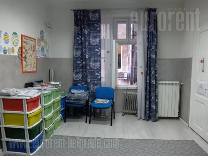 KNEZ MIHAILOVA | 4zida.rs