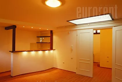 VOŽDOVAC | 4zida.rs