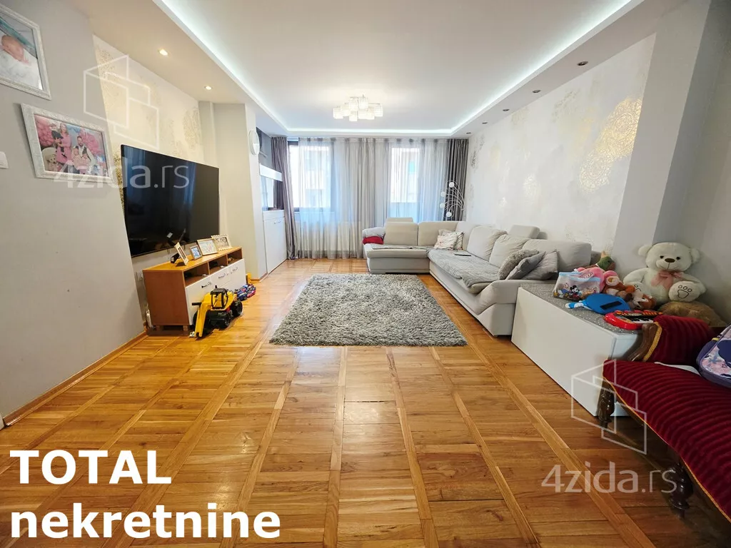 Četvorosoban stan | 4zida