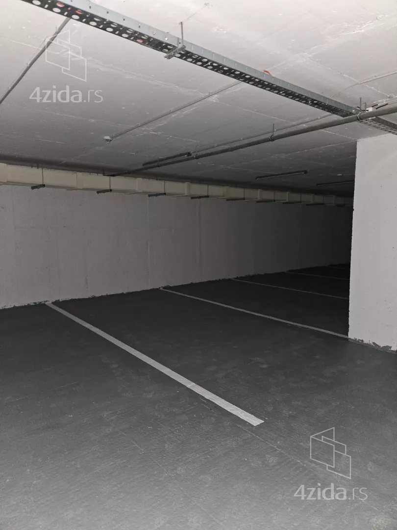 Garaža | 4zida