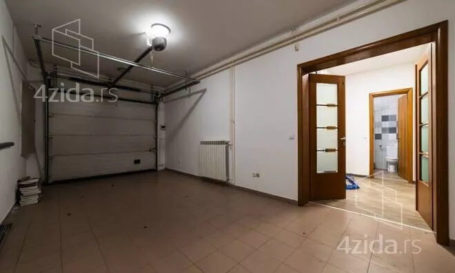 4-etažna kuća | 4zida