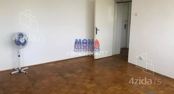 Šestosoban stan | 4zida